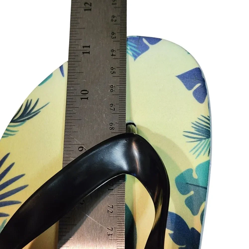 Margaritaville Island Reserve Karisma Parrot Flip Flops Men's 11 Women's 13 New